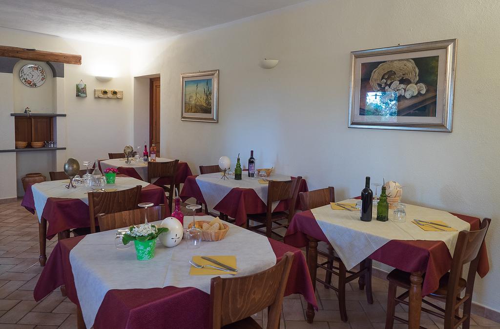 B&B Corte Degli Struzzi 佩夏罗马纳 外观 照片