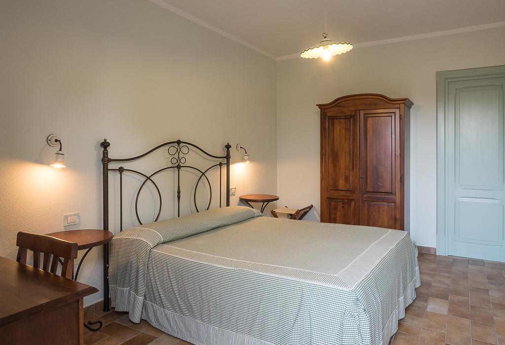 B&B Corte Degli Struzzi 佩夏罗马纳 客房 照片